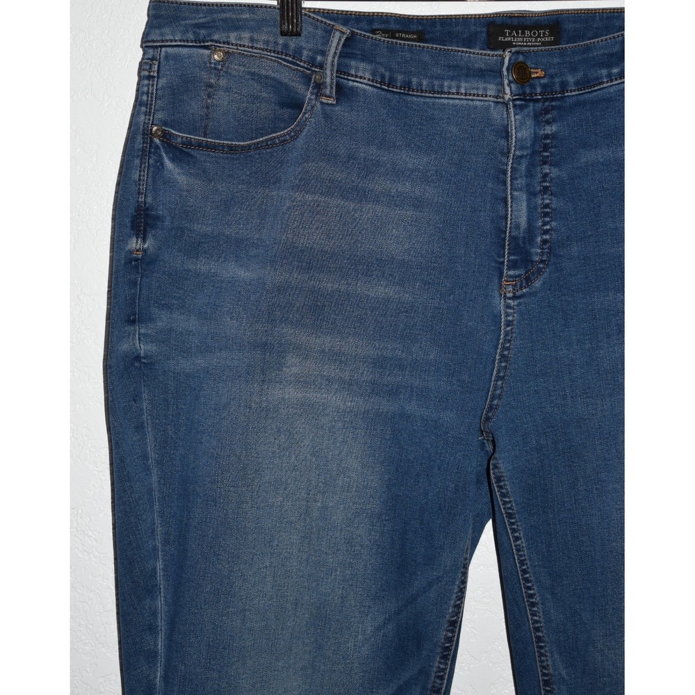 Talbots 22WP Flawless Five-Pocket Straight Leg Jeans Comfy Stretch Blue 5-Pkt - Picture 8 of 16
